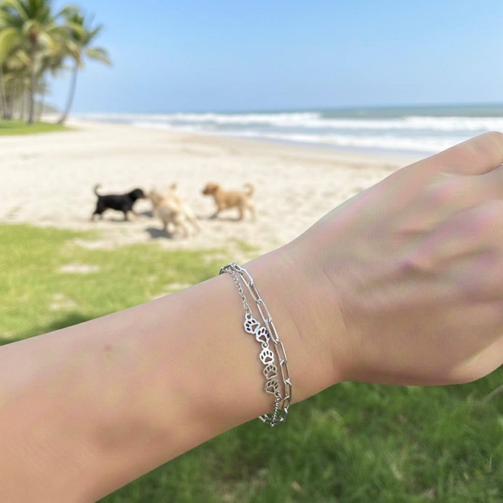 Free Linked Paws Bracelet